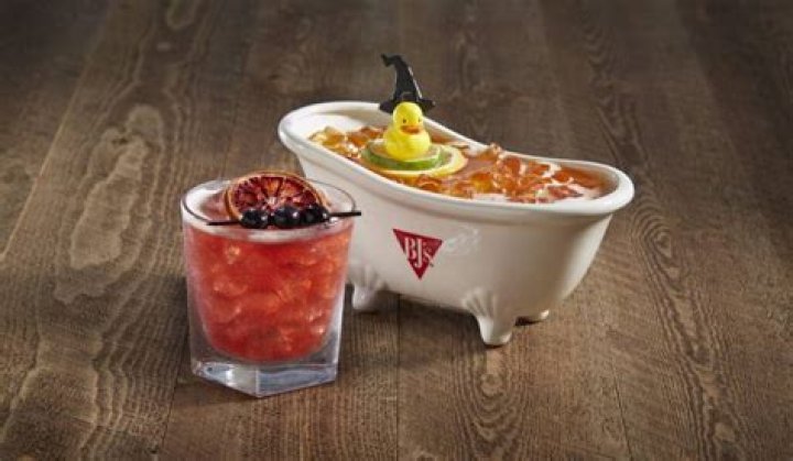 BJ's Bathtub Drink: The Ultimate Guide to a Unique Cocktail Experience