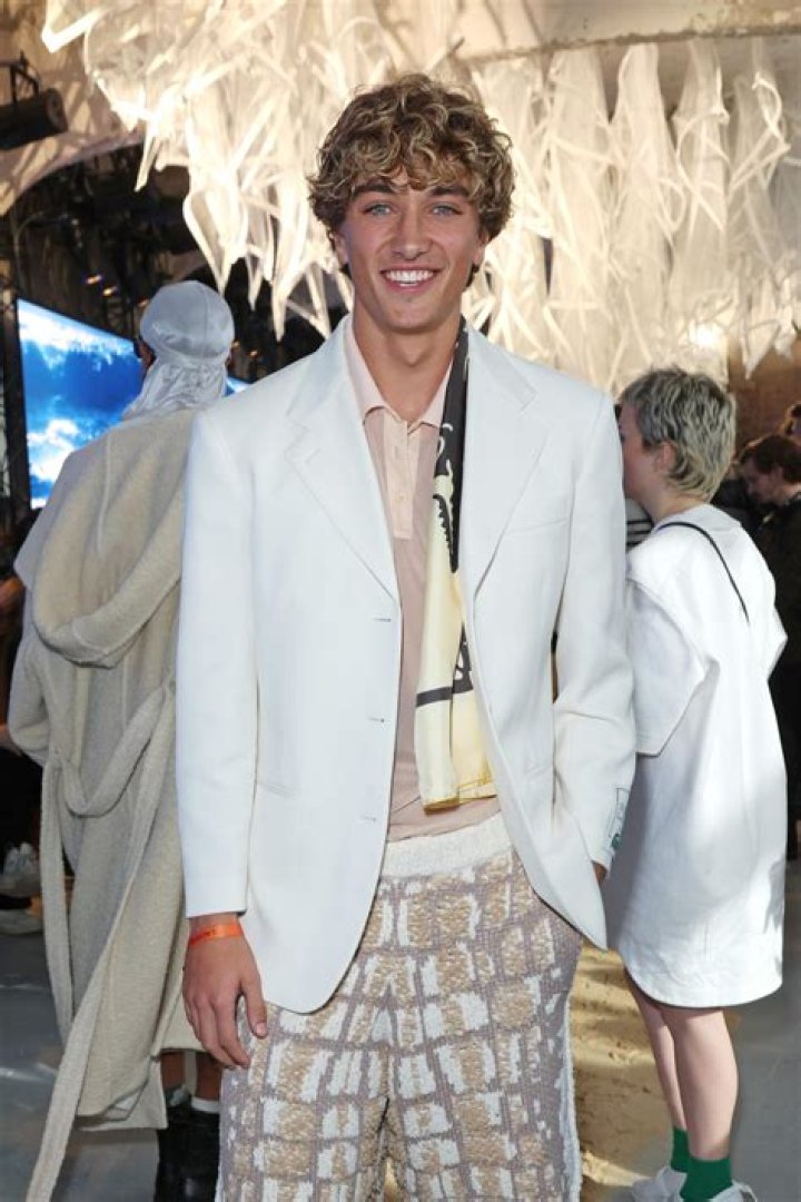 Charlie Forde: The Rising Star in the World of Entertainment