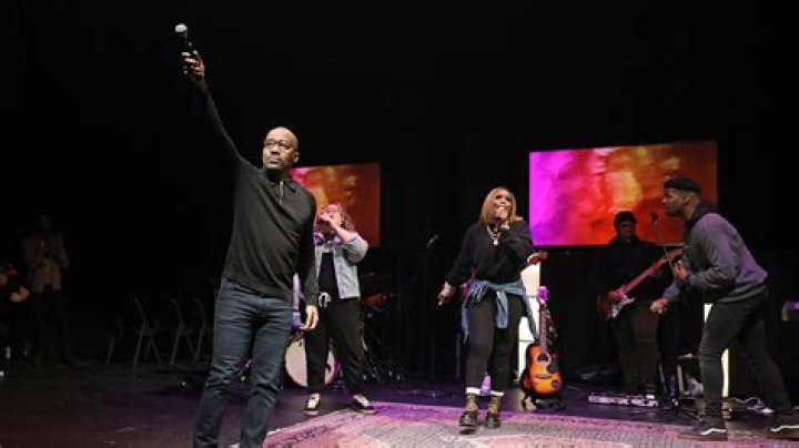 Eduin Caz: The Rise of a Latin Music Sensation