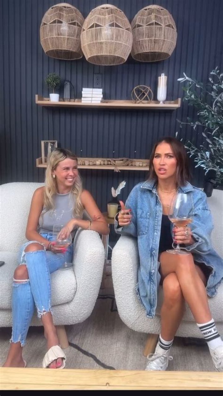 Hailey Welch Feet: A Comprehensive Exploration of Style and Aesthetics