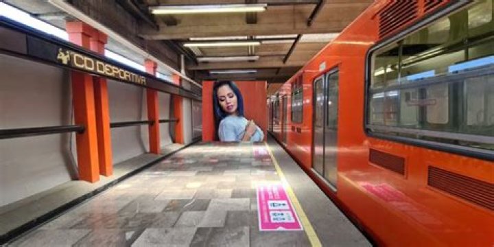 Luna Bella on the Metro: An Exclusive Ride