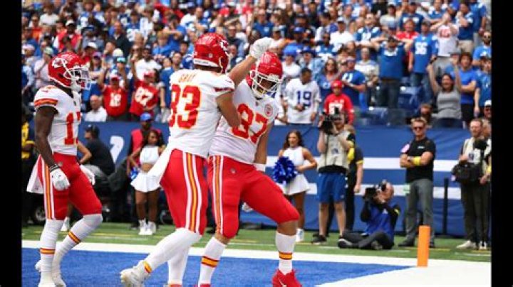 Travis Kelce Dance: The Moves Behind the NFL Star's Charisma