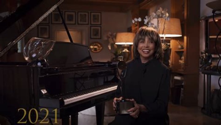 Unveiling the Net Worth of Kelly Preston: A Tribute to Her Legacy