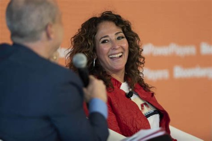 Van Jones Wife: The Woman Behind the Advocate